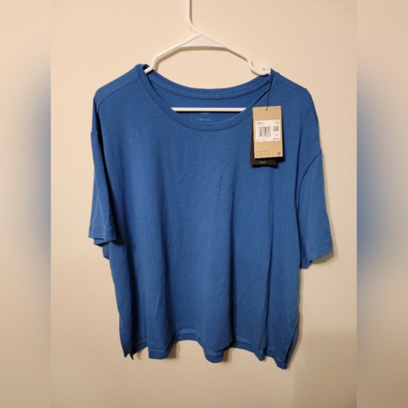 Nike Yoga‎ Shirt - Picture 1 of 3